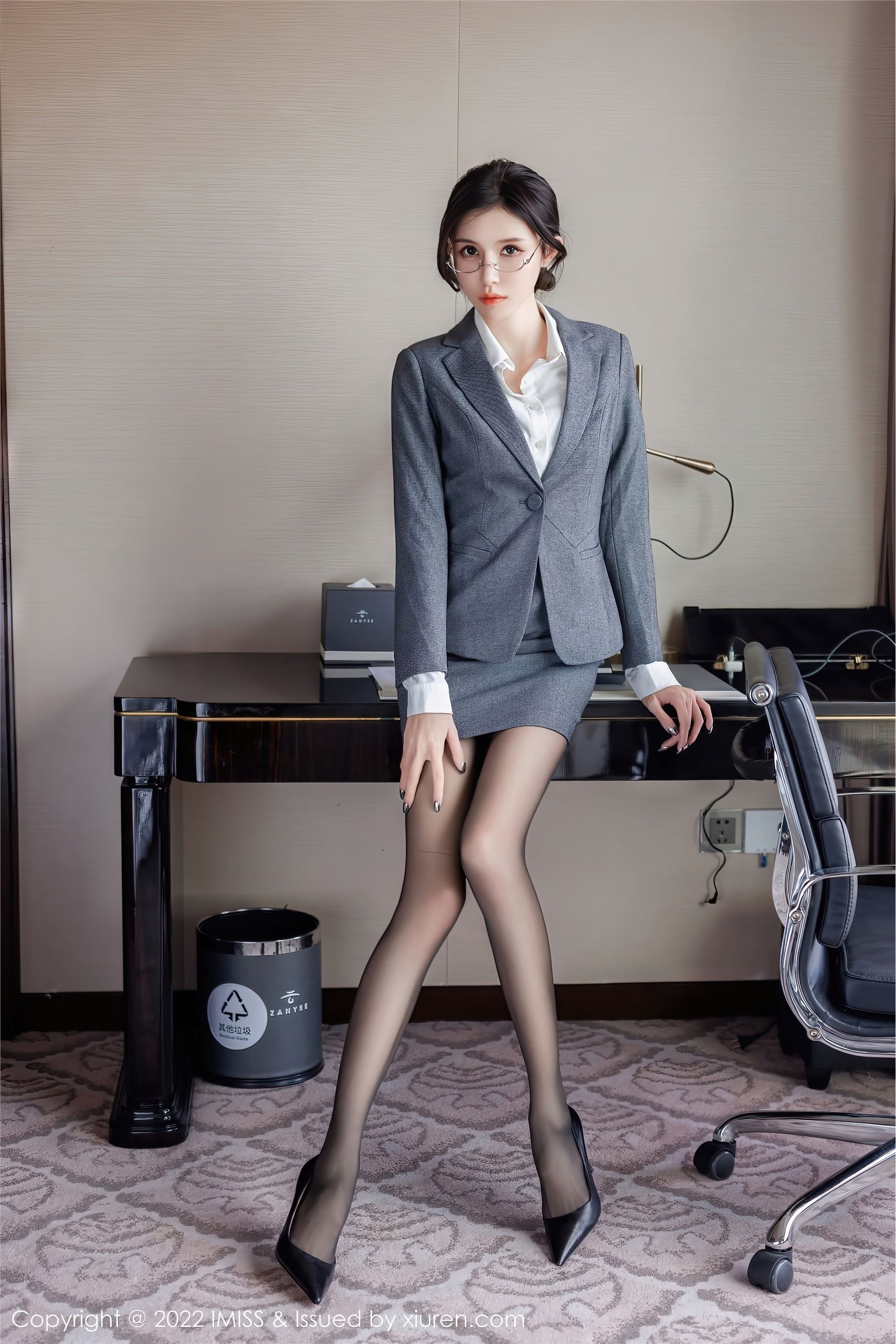 IMiss爱蜜社 2022.12.06 VOL.708 泥鳅鳅